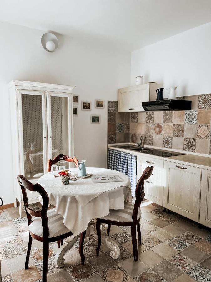 ונאריה ריאלה Residence La Pera Bugiarda מראה חיצוני תמונה