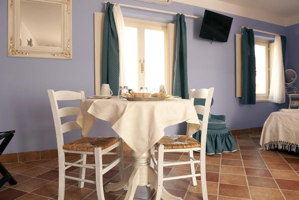 ונאריה ריאלה Residence La Pera Bugiarda מראה חיצוני תמונה