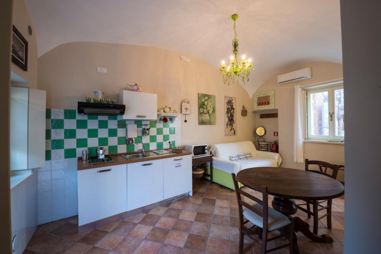 ונאריה ריאלה Residence La Pera Bugiarda מראה חיצוני תמונה