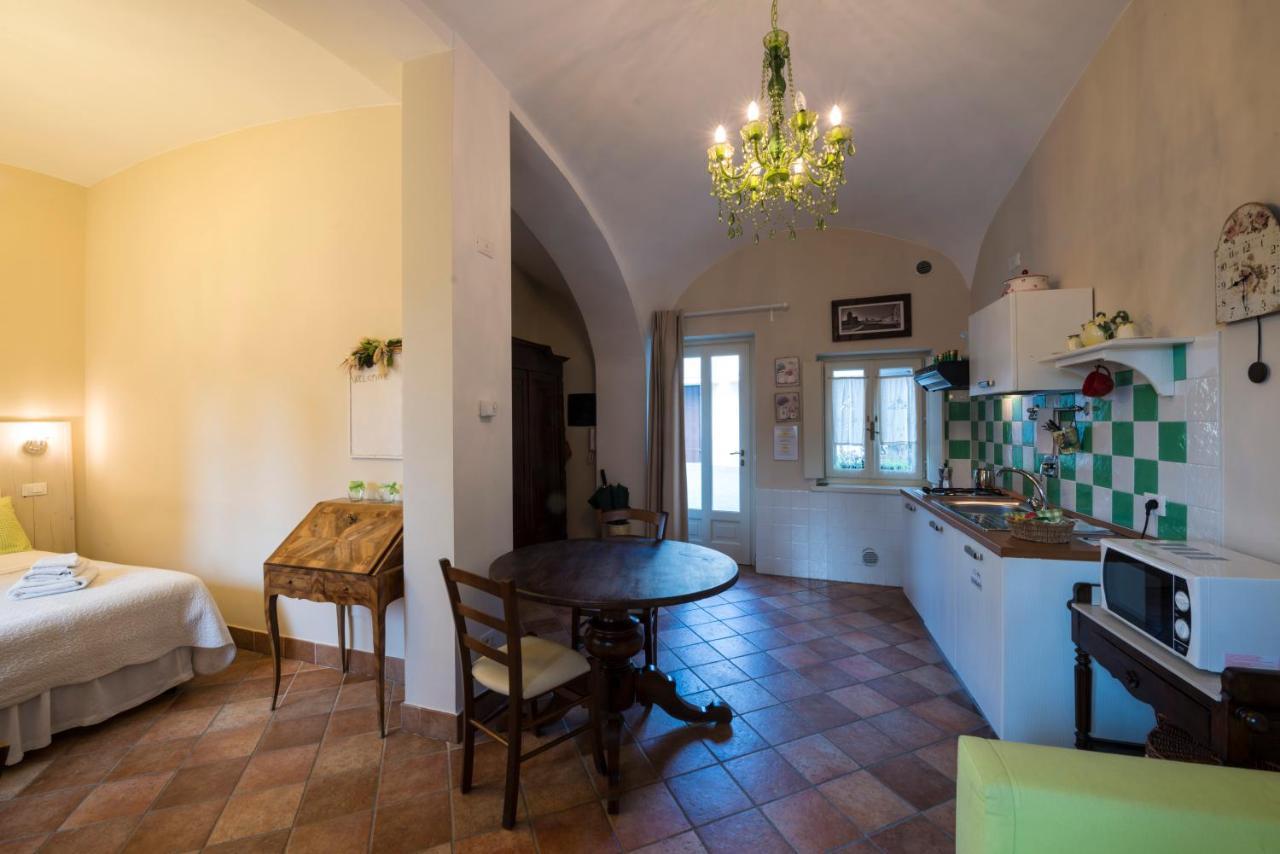 ונאריה ריאלה Residence La Pera Bugiarda מראה חיצוני תמונה