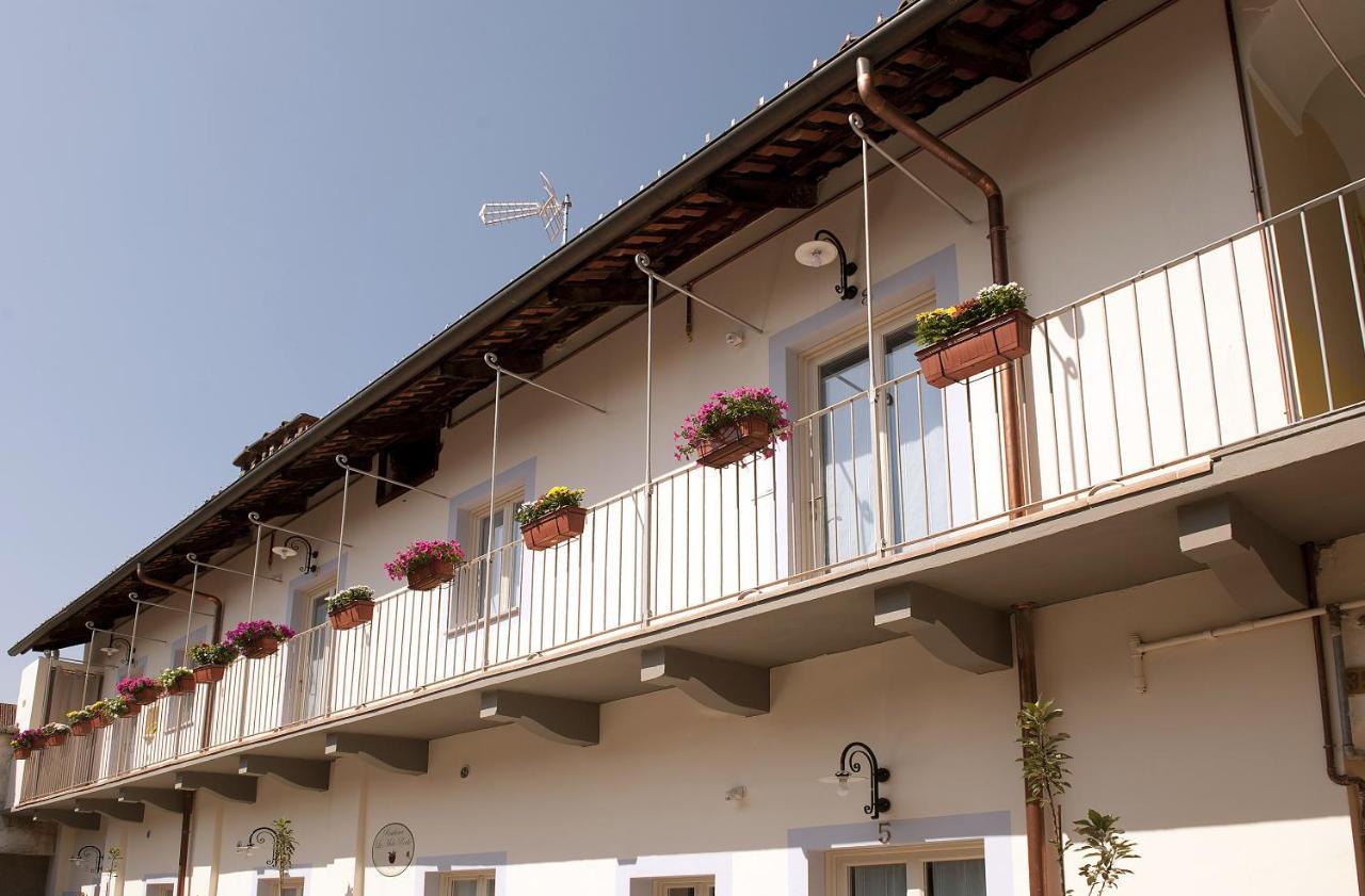 ונאריה ריאלה Residence La Pera Bugiarda מראה חיצוני תמונה
