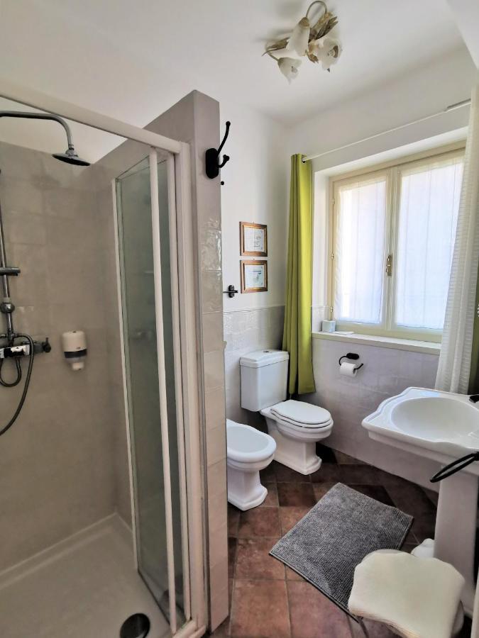 ונאריה ריאלה Residence La Pera Bugiarda מראה חיצוני תמונה